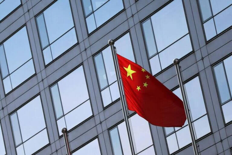 中国唱好 但专家分析2024年中国经济形势不乐观