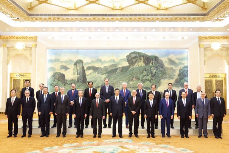 习近平会见美国商界巨头 能起到效果吗？