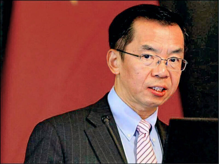 「战狼」大使卢沙野：中国不能再韬光养晦，光已藏不住